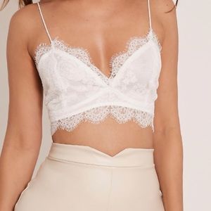 Pretty white bralette 💖